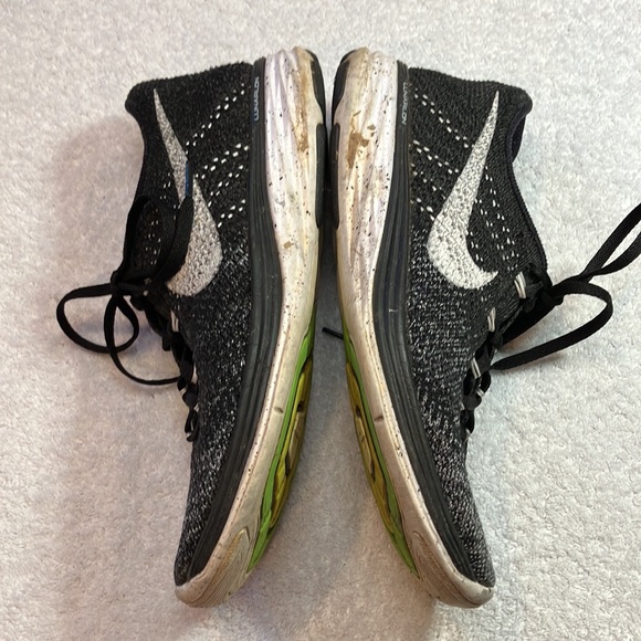 Nike Flyknit Lunar 3 - Picture 4 of 9